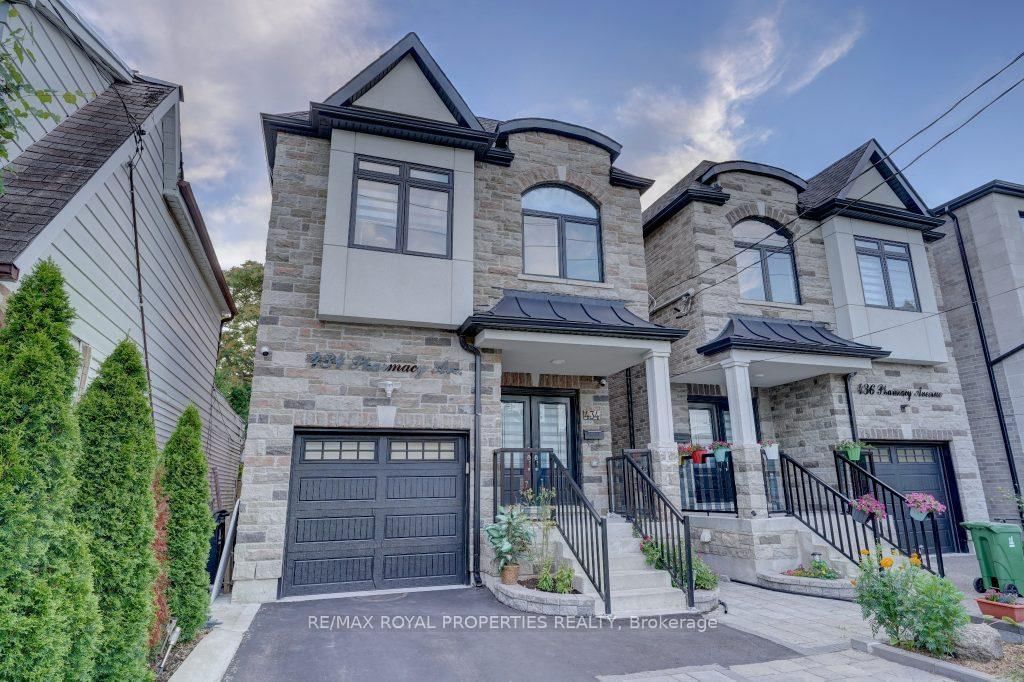 Detached House for sale at 434 Pharmacy Avenue, Toronto, Clairlea-Birchmount, M1L 3G6 - MLS: E11994114