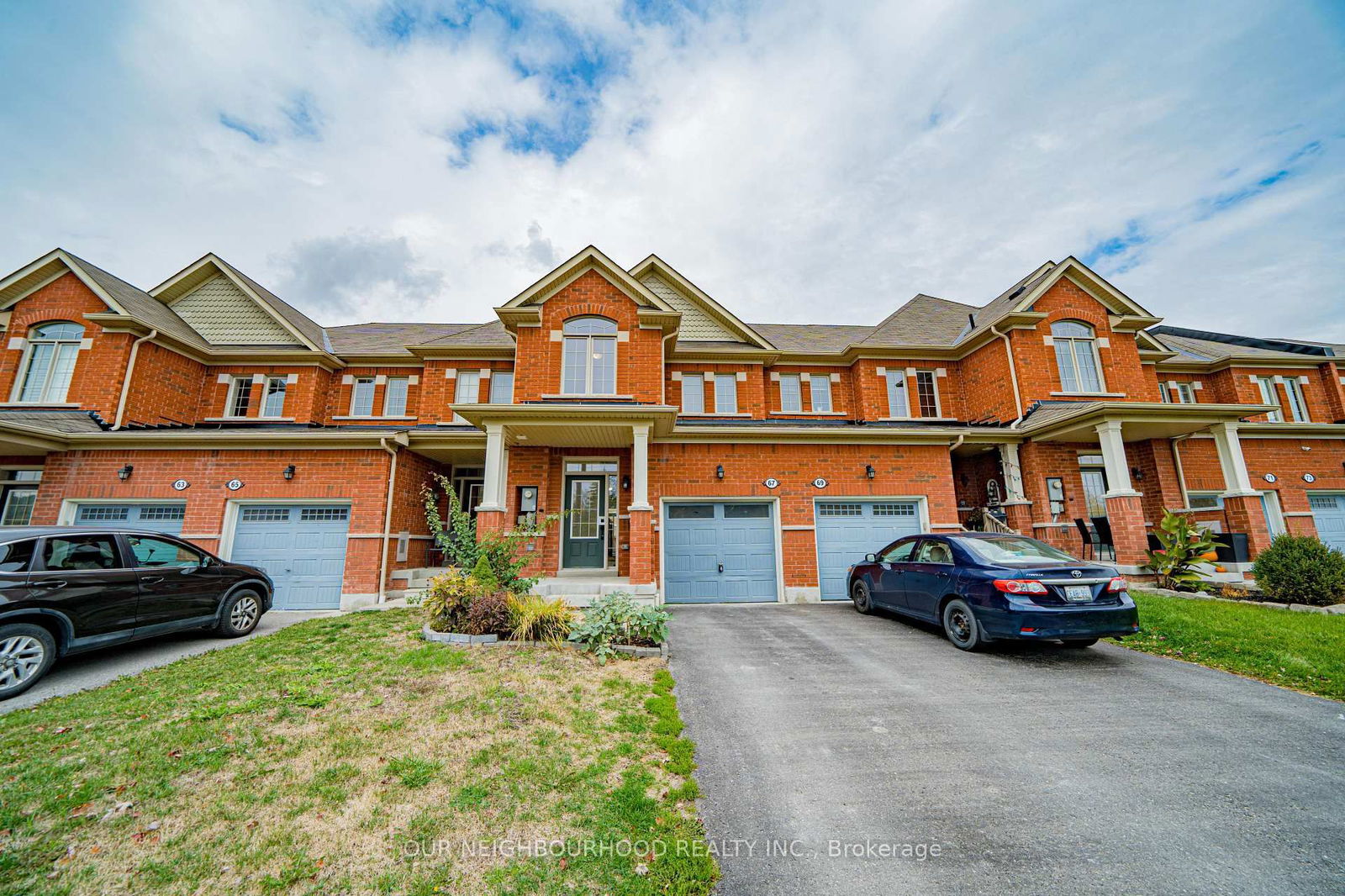 Townhouse for lease at 67 Chant Crescent, Ajax, Northwest Ajax, L1T 4P8 - MLS: E11994271