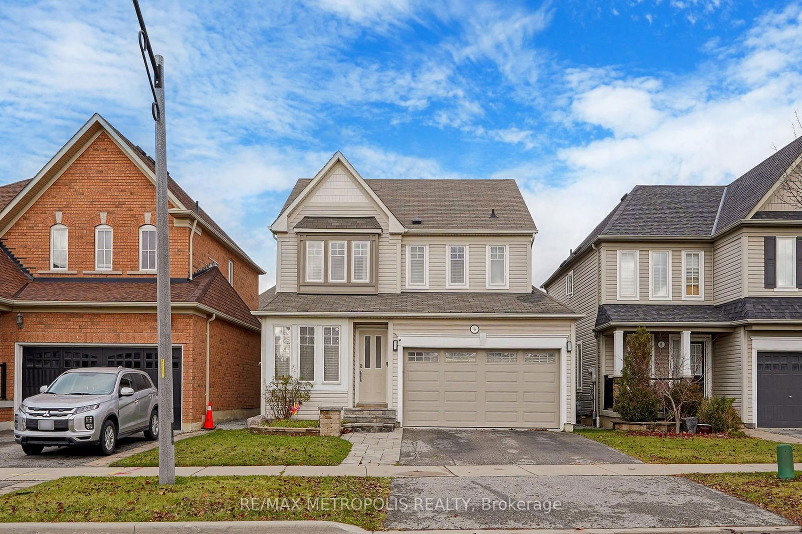 Detached House sold at 6 Ryder Crescent, Ajax, Northeast Ajax, L1Z 1Y1 - MLS: E11994334