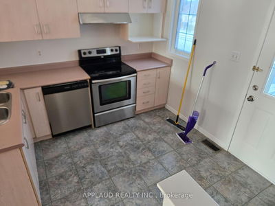 Unit 3 — 2 Hedge End Rd, Toronto - Rouge E11 image-0-3