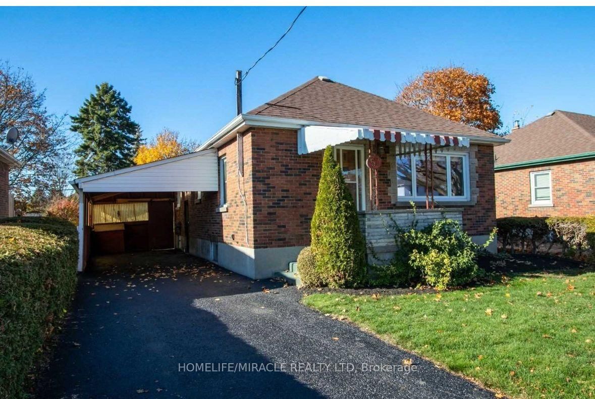 Detached House for lease at Upper Level-52 Simpson ( Upper Level ) Avenue, Clarington, Bowmanville, L1C 2H8 - MLS: E11994644