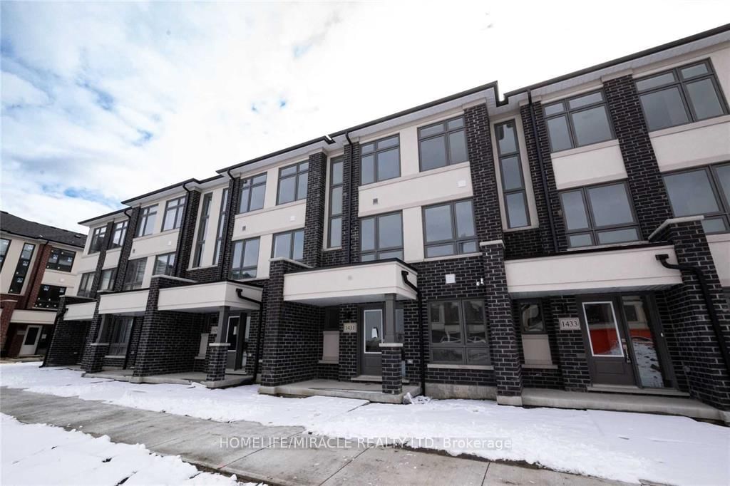 Townhouse for lease at 1431 Bradenton Path, Oshawa, Eastdale, L1K 1A9 - MLS: E11994960