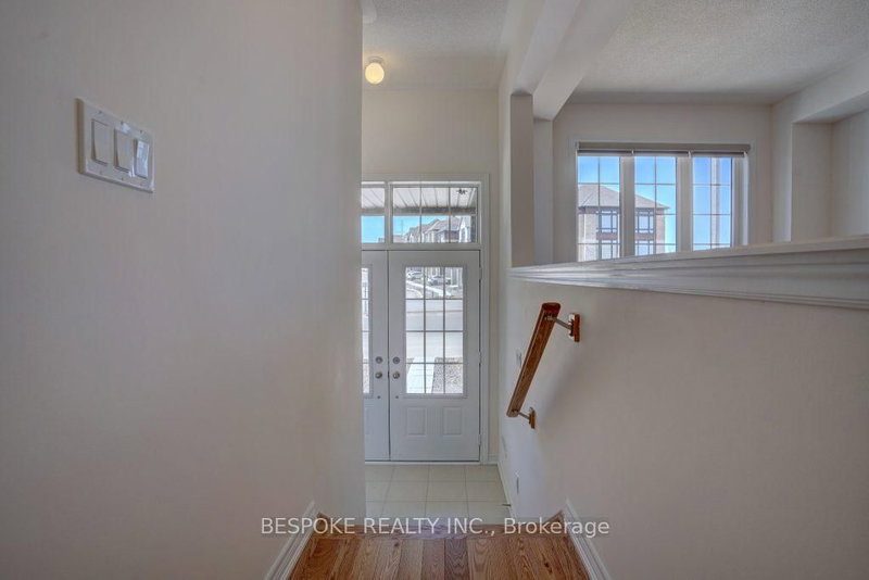 2763 Peter Matthews Dr, Pickering, L1X 0M3 | Image 3