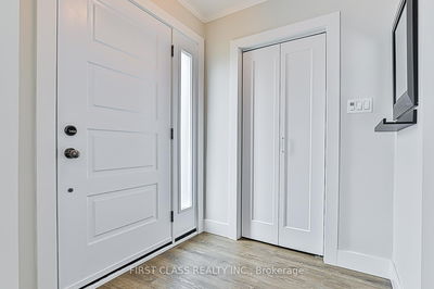 24 Fintona Ave, Toronto - Guildwood image-0-2