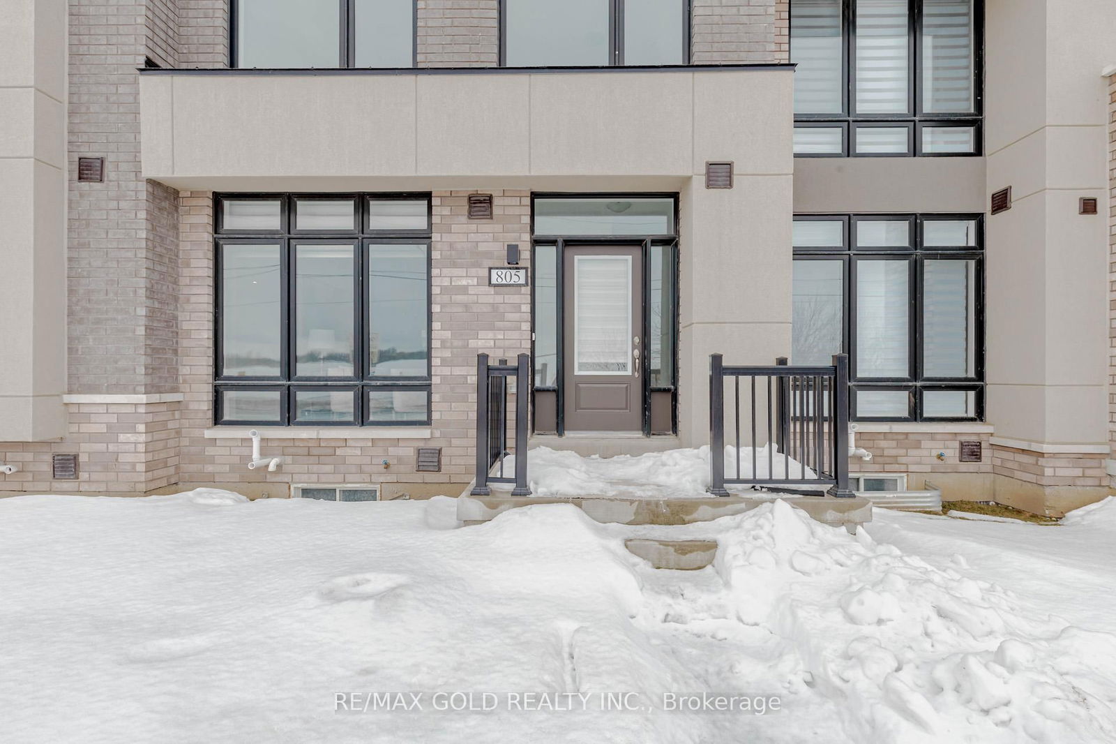 Townhouse for sale at 805 Conlin Road, Oshawa, Samac, L1K 3G4 - MLS: E11995457