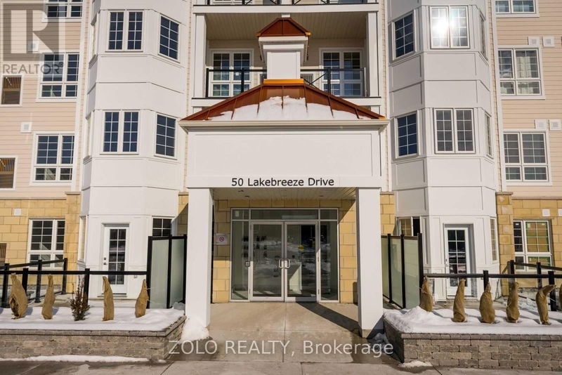 home for lease on 315-50 Lakebreeze Drive