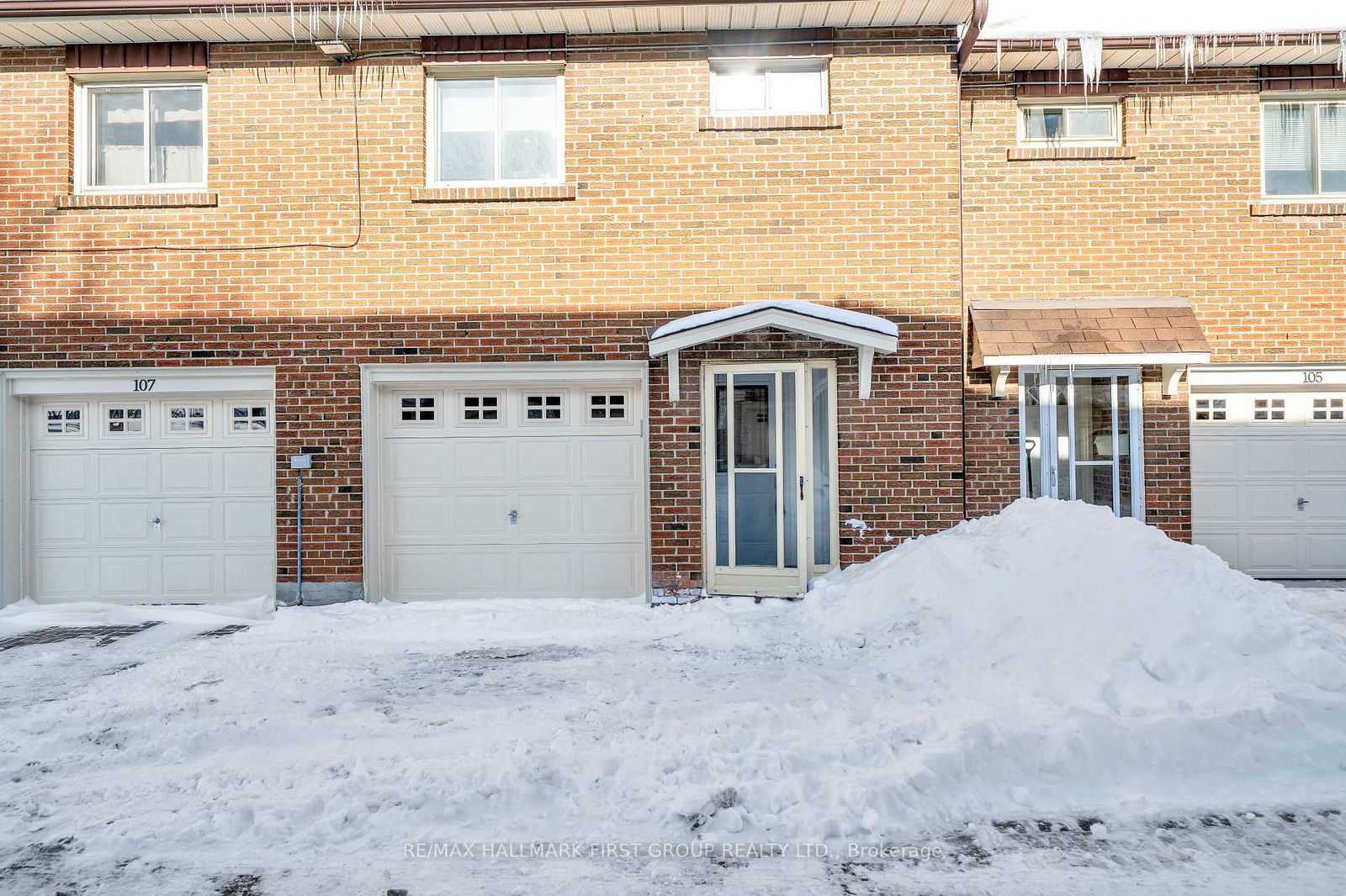 Townhouse sold at 106-451 Military Trail, Toronto, Morningside, M1E 4E8 - MLS: E11996750