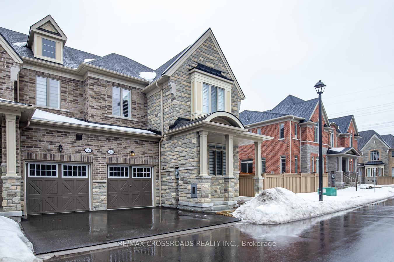 Townhouse for sale at 2 Hough Lane, Ajax, Northwest Ajax, L1T 0P9 - MLS: E11997195