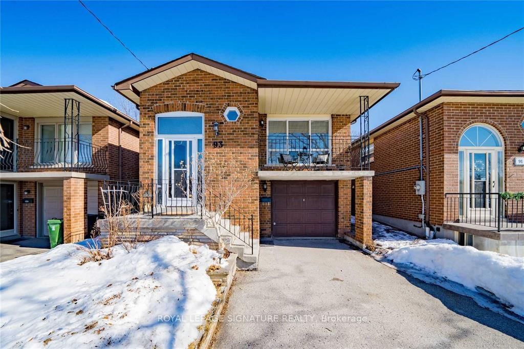 Detached House for lease at Upper-93 Sandown Avenue, Toronto, Birchcliffe-Cliffside, M1N 3W5 - MLS: E11997283