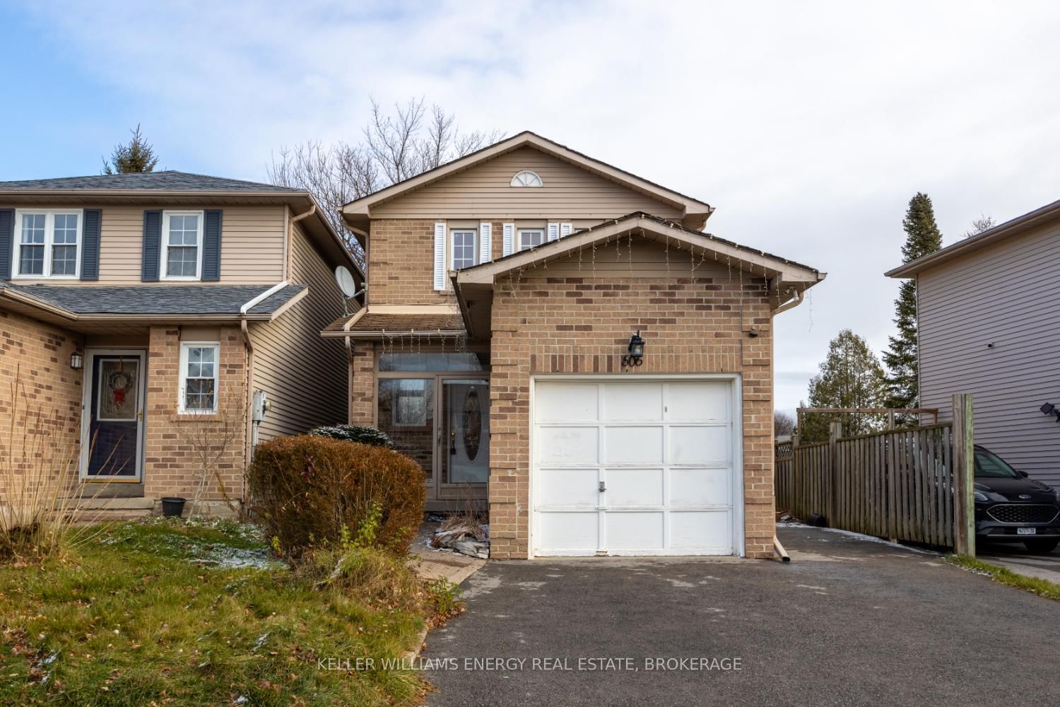 Detached House leased at 606 Cobblehill Drive, Oshawa, Pinecrest, L1K 1R4 - MLS: E11997618