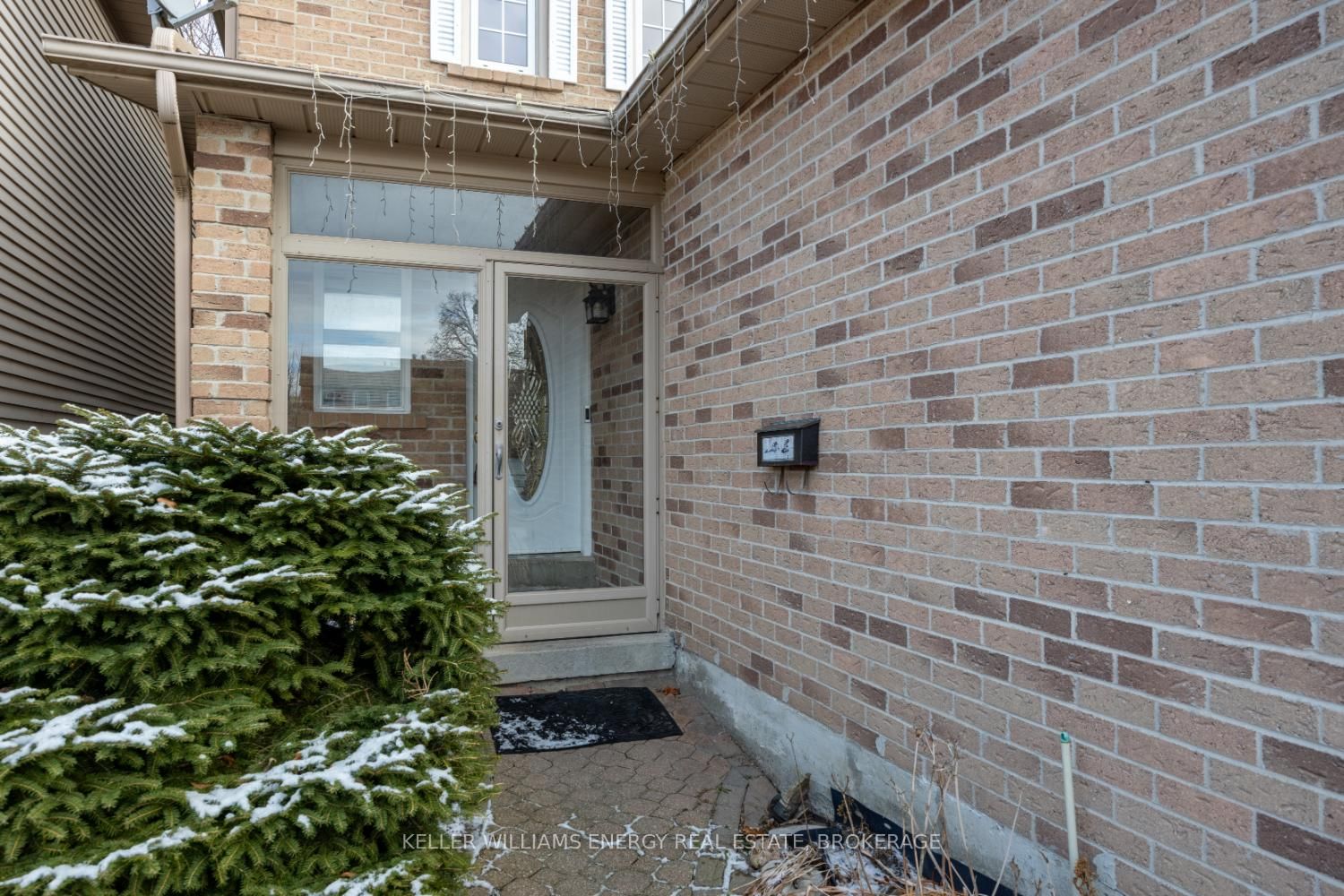 Detached House leased at 606 Cobblehill Drive, Oshawa, Pinecrest, L1K 1R4 - MLS: E11997618