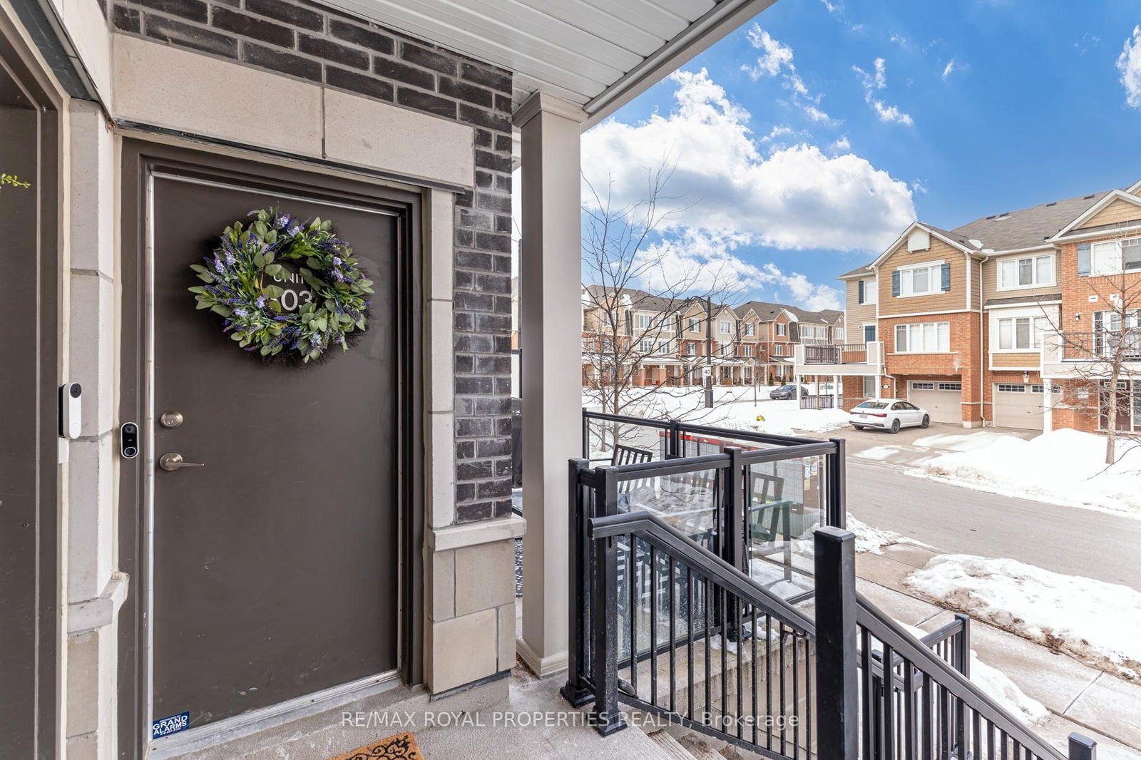 Townhouse for sale at 303-1711 Pure Springs Boulevard, Pickering, Duffin Heights, L1X 0E3 - MLS: E11997898