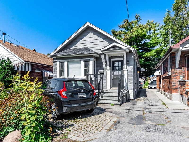 home for lease on Lower-346 Lumsden Avenue