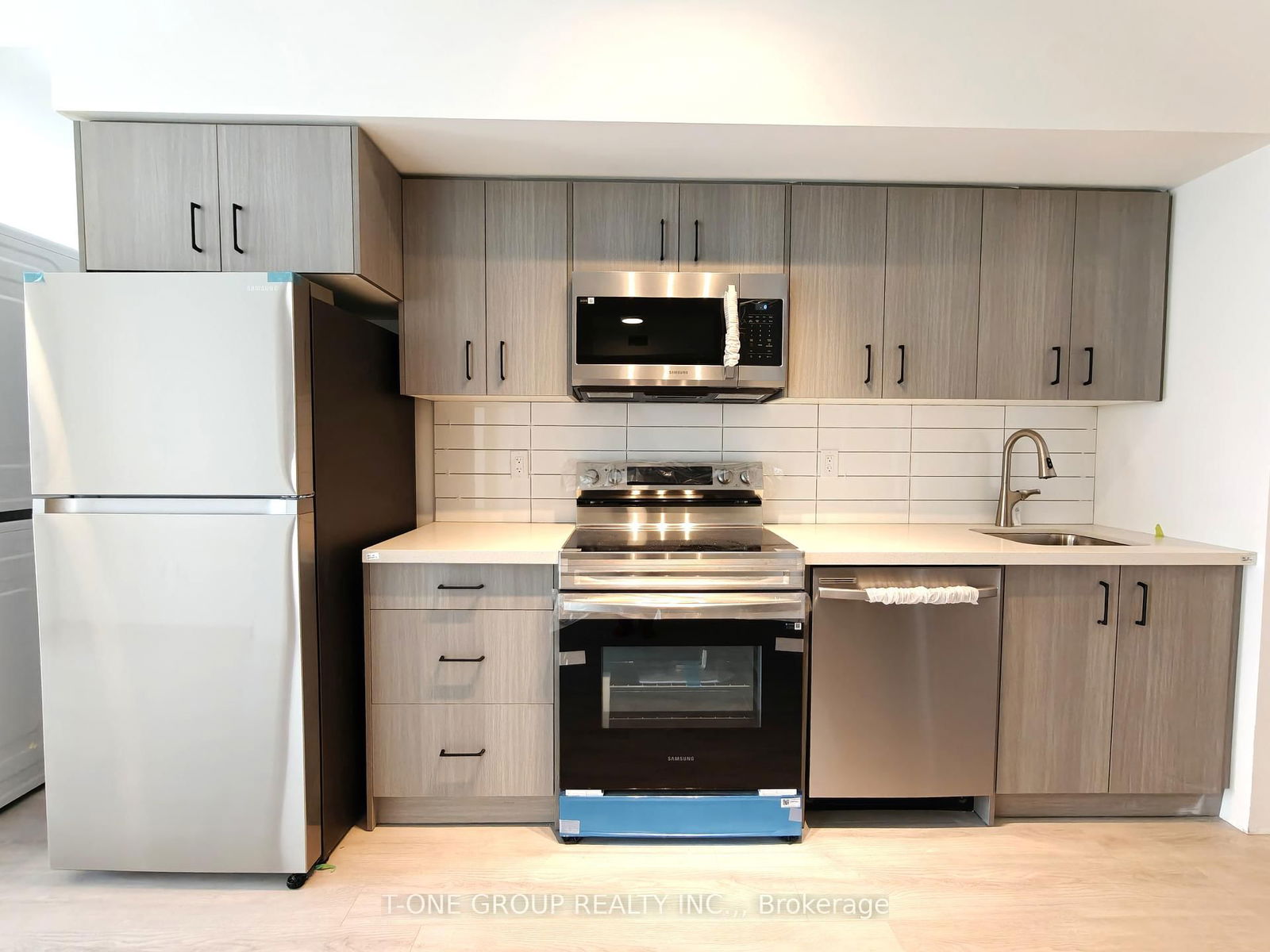 Condo for lease at 1010-3429 Sheppard Avenue, Toronto, Tam O'Shanter-Sullivan, M1T 3K5 - MLS: E11998670