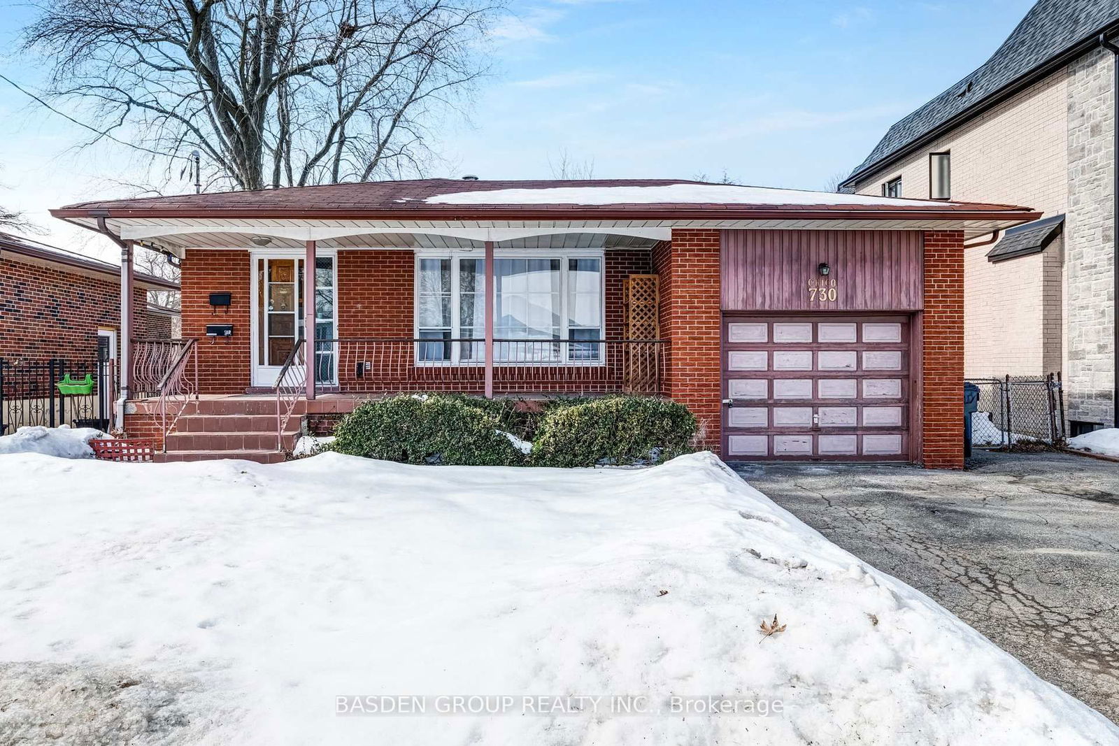 Detached House for sale at 730 Meadowvale Road, Toronto, Highland Creek, M1C 1T2 - MLS: E11998835