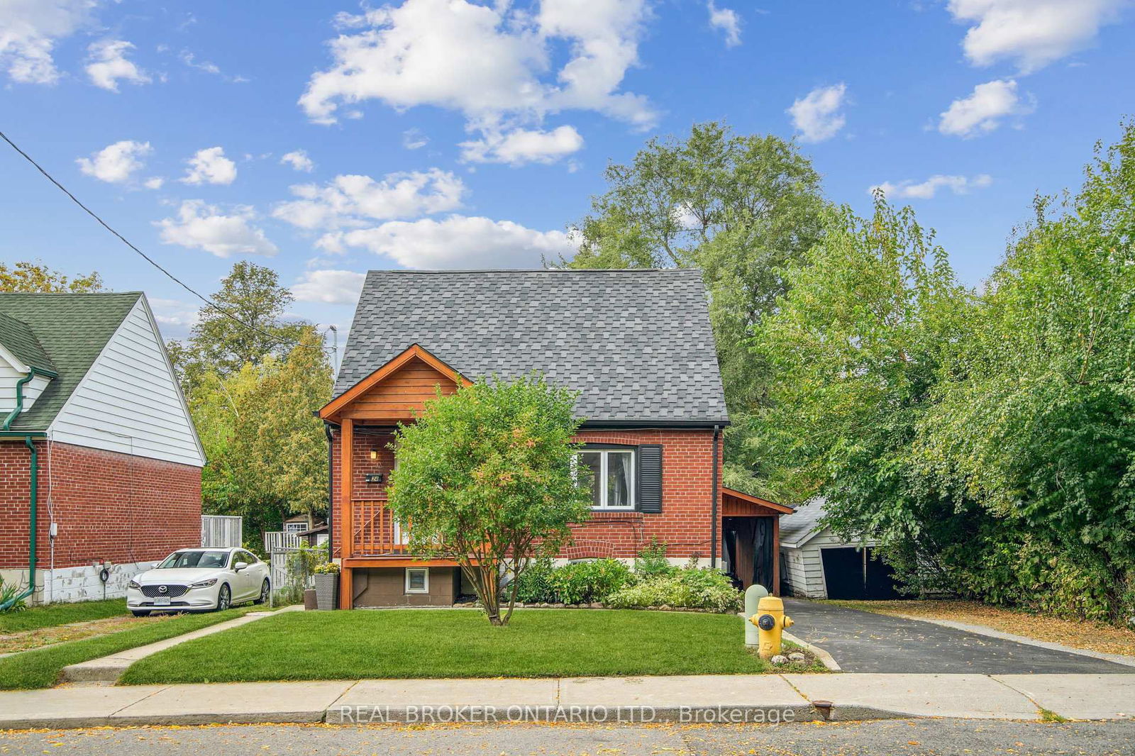 Detached House for lease at Lower-24 Glenburn Avenue, Toronto, O'Connor-Parkview, M4B 2X2 - MLS: E11999329