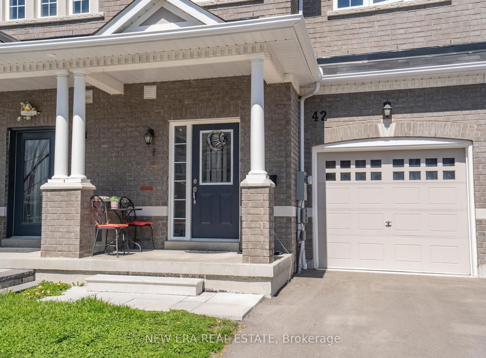 Townhouse for sale at 42 Jevons Drive, Ajax, South East, L1Z 0T5 - MLS: E11999567