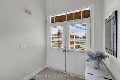 984 Coyston Dr, Oshawa - Eastdale image-0-3