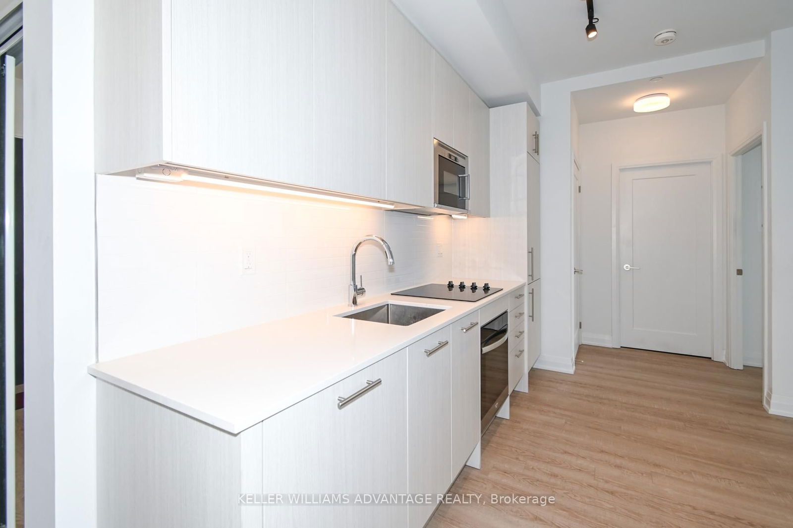 Condo for lease at 907-286 Main Street, Toronto, East End-Danforth, M4C 0B3 - MLS: E11999680