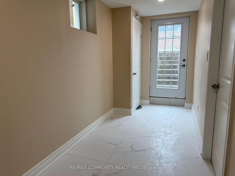 1159 Dragonfly Ave, Pickering, L1X 0G1 | Image 2