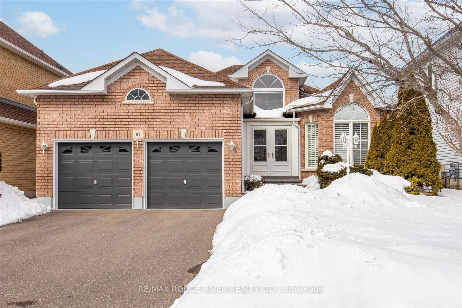 Detached House for sale at 10 Sandford Crescent, Whitby, Rolling Acres, L1R 2R7 - MLS: E12001066