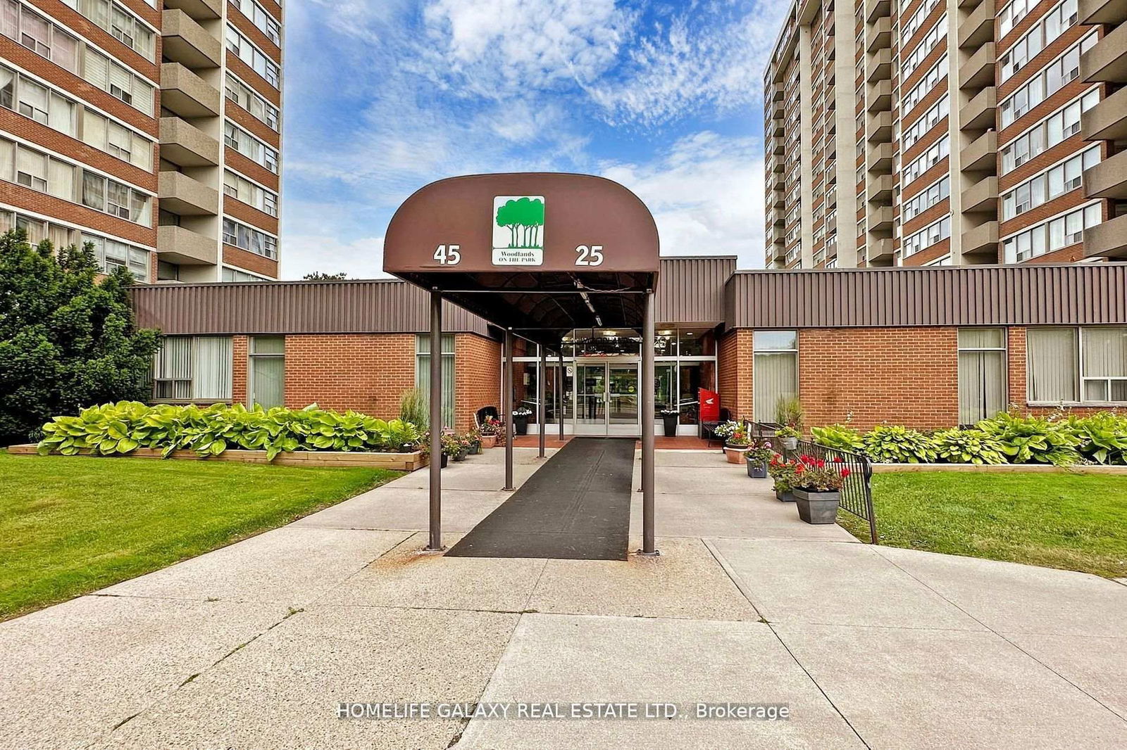 Condo for sale at 304-25 Silver Springs Boulevard, Toronto, L'Amoreaux, M1V 1M9 - MLS: E12001840