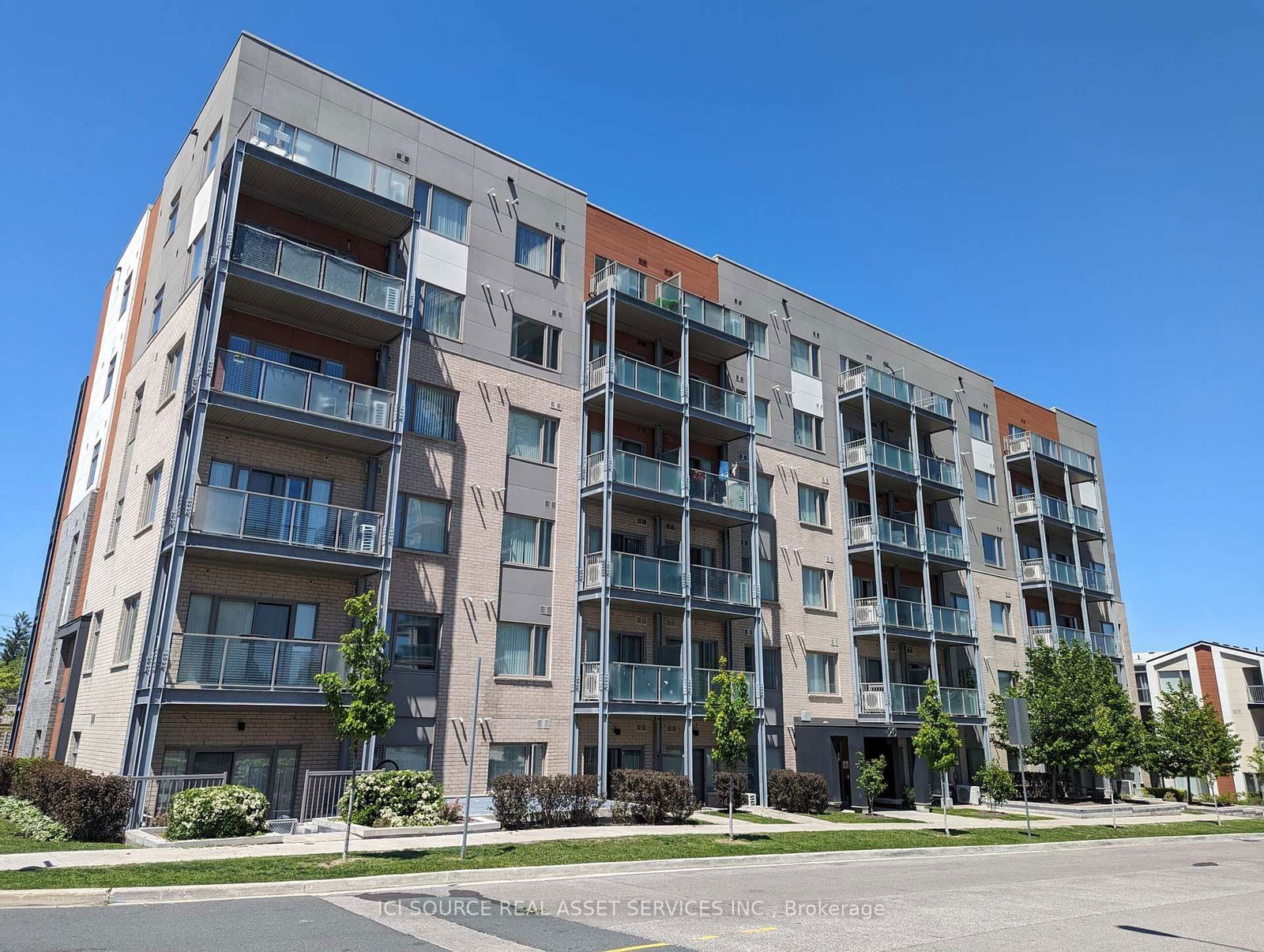 Condo for lease at 209-20 Orchid Place Drive, Toronto, Malvern, M1B 0E1 - MLS: E12002745