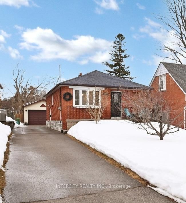 Detached House for sale at 14 Bayard Avenue, Toronto, Wexford-Maryvale, M1R 4A3 - MLS: E12003710