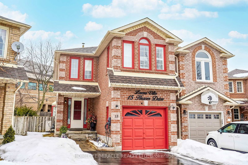 15 Heaver Dr, Whitby, L1N 9K4 | Image 2