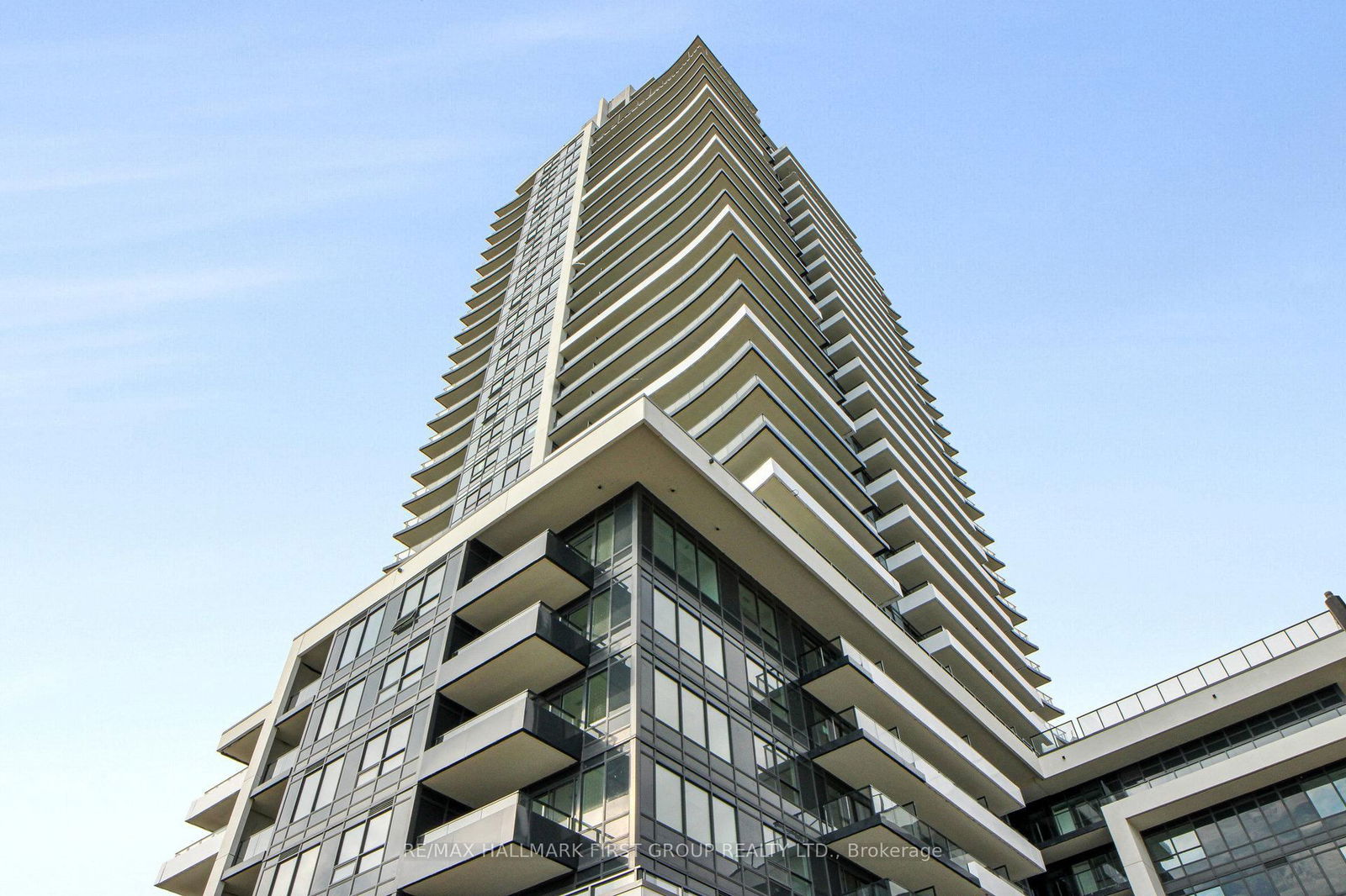 Condo for lease at 601-1435 Celebration Drive, Pickering, Bay Ridges, L1W 1L8 - MLS: E12003993