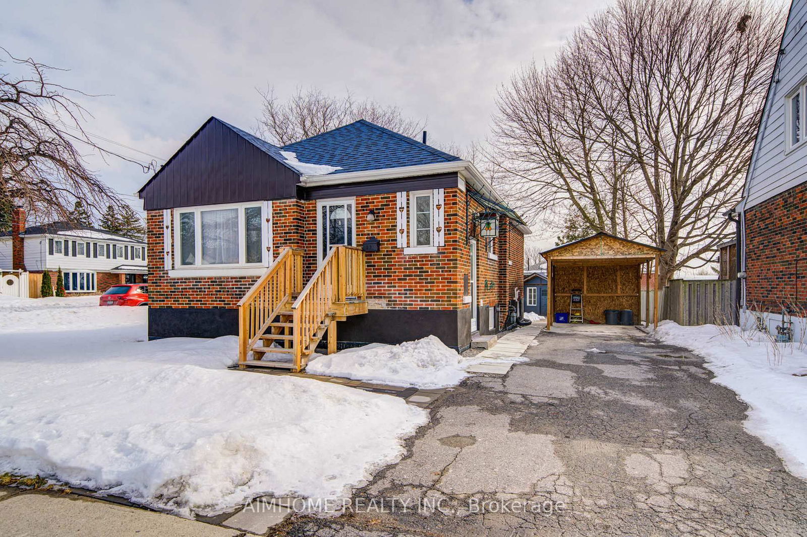 Property at 221 St Lawrence