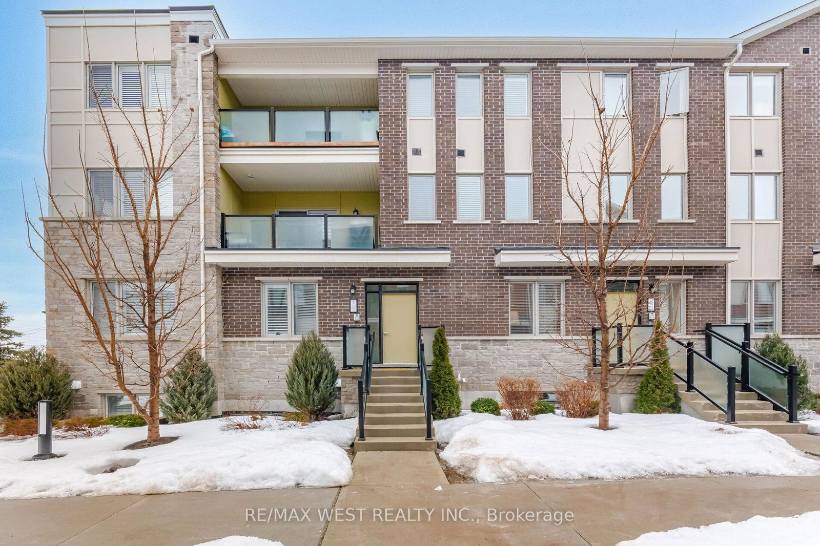 Townhouse sold at 609-1148 Dragonfly Avenue, Pickering, Rural Pickering, L1X 0H5 - MLS: E12004119