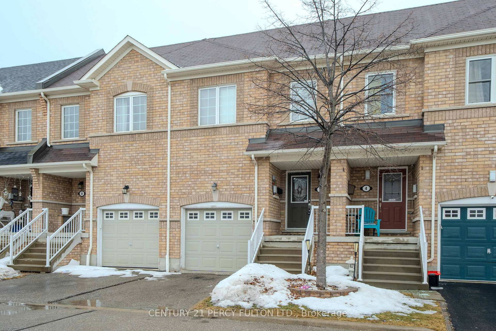 Townhouse for sale at 6 Arbuckle Way, Whitby, Blue Grass Meadows, L1N 0C3 - MLS: E12004243