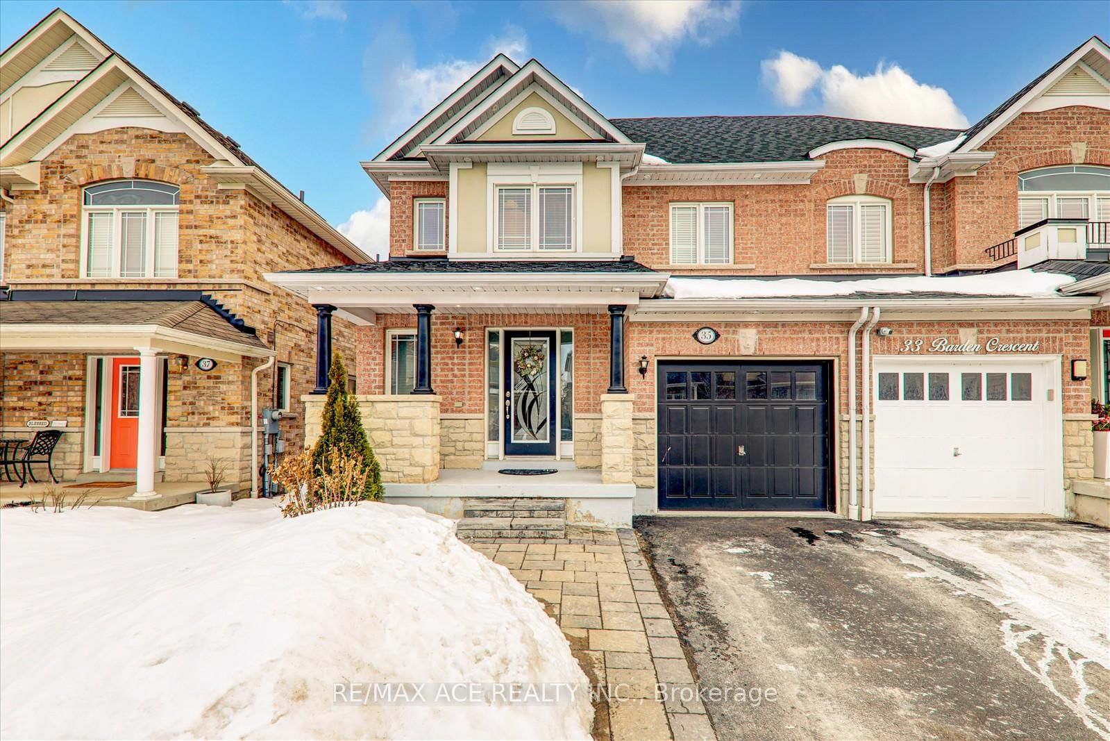 Semi-Detached House sold at 35 Barden Crescent, Ajax, Northeast Ajax, L1Z 2A8 - MLS: E12004574