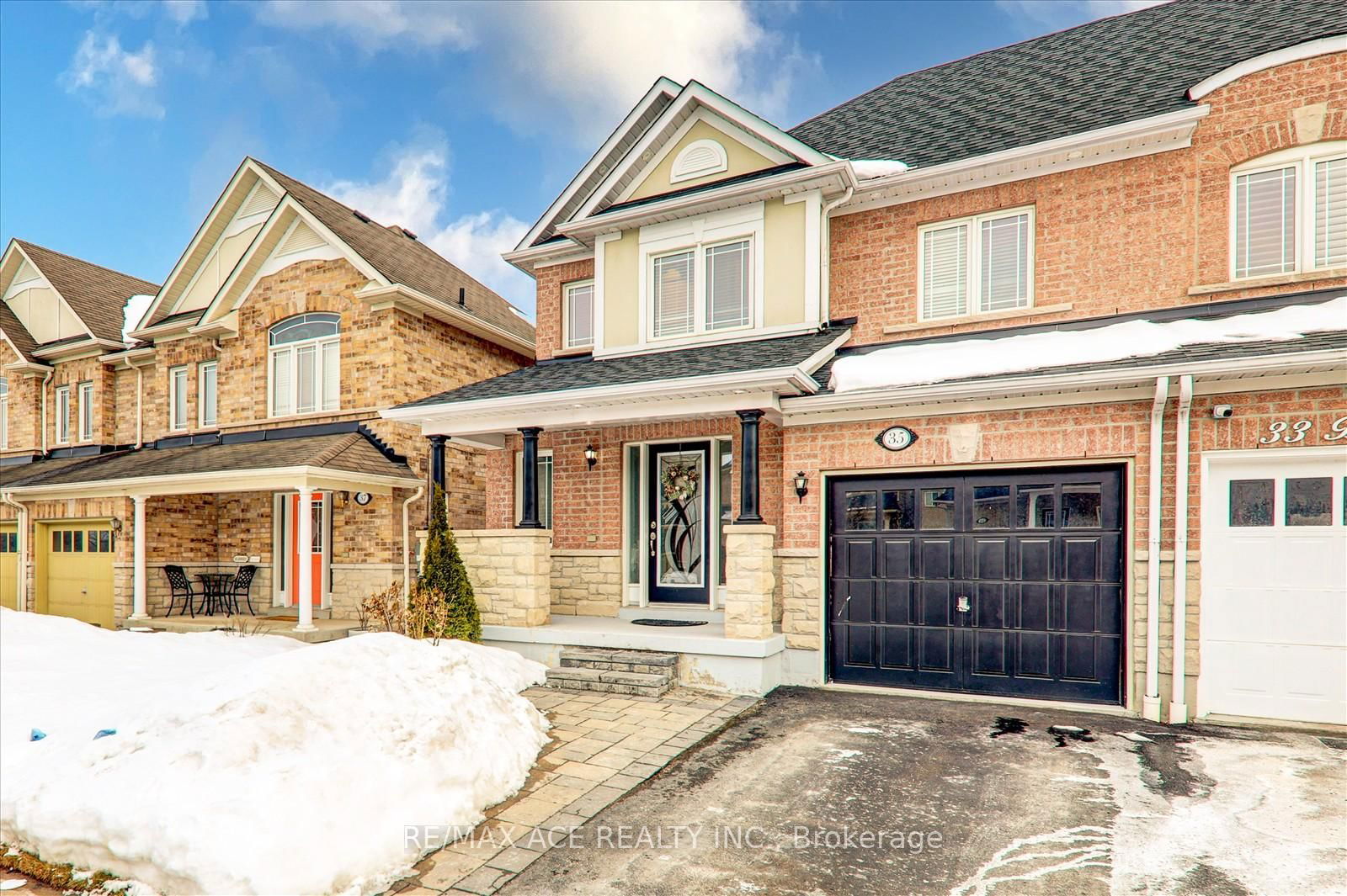 Semi-Detached House sold at 35 Barden Crescent, Ajax, Northeast Ajax, L1Z 2A8 - MLS: E12004574