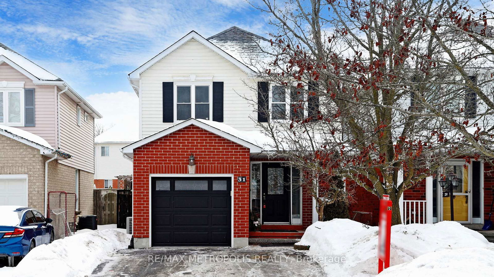 Detached House for sale at 31 Hearthstone Crescent, Clarington, Courtice, L1E 2X7 - MLS: E12005610