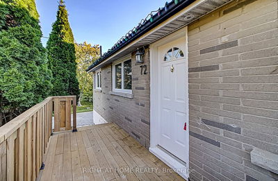 72 Thickson Rd, Whitby - Blue Grass Meadows image-0-2