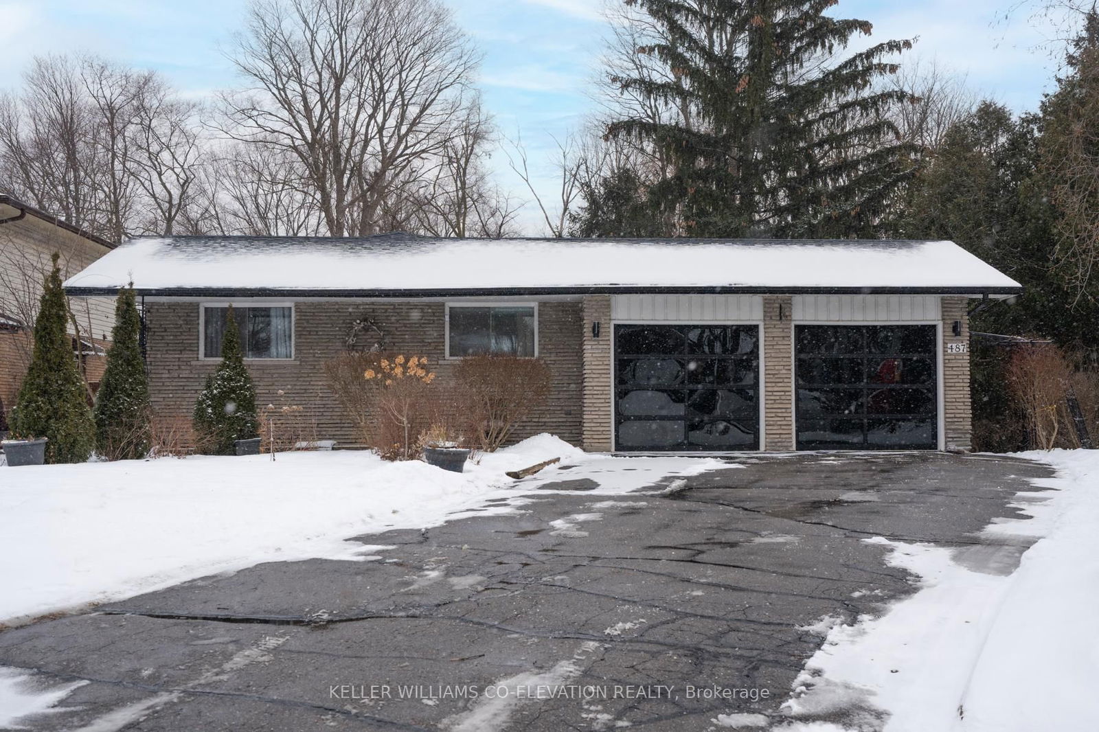 Detached House for lease at 487 Arnhem Drive, Oshawa, O'Neill, L1G 2J2 - MLS: E12006268