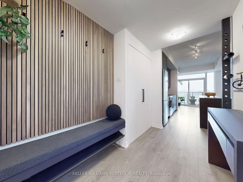 home for lease on 622-2301 Danforth Avenue E