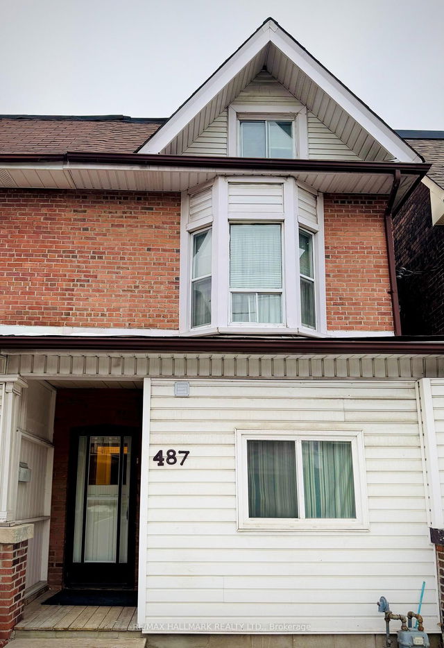 Main - 487 Carlaw Avenue