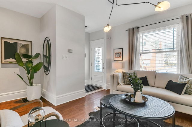 858 Carlaw Avenue