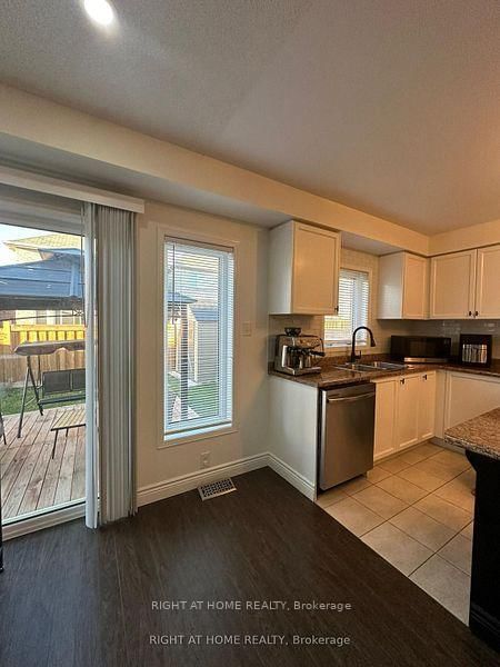 home for lease on 12 Hornett Way