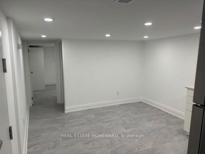 Unit Lower — 8 McGee St, Toronto - South Riverdale image-0-2