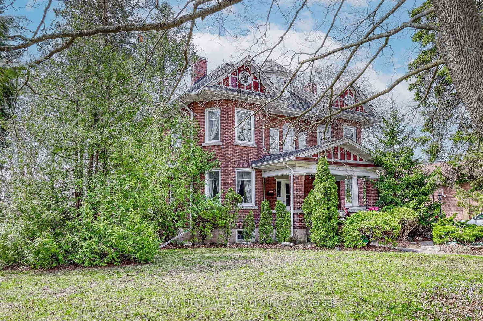 Listing Image 4