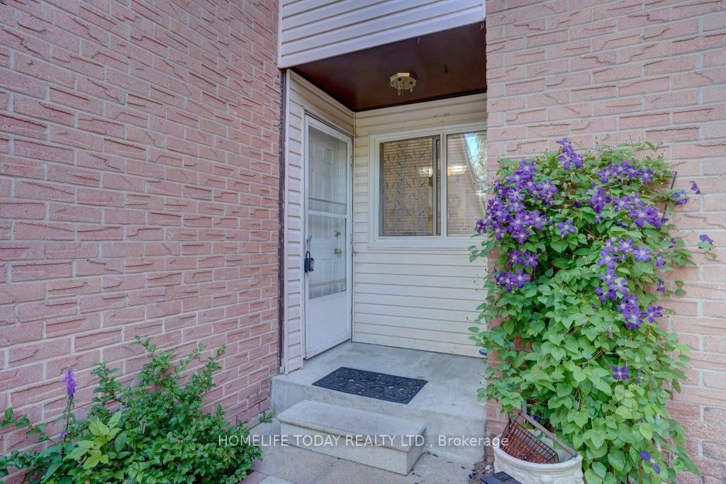 Townhouse for sale at 44-161 Wickson Trail, Toronto, Malvern, M1B 1M4 - MLS: E12010542