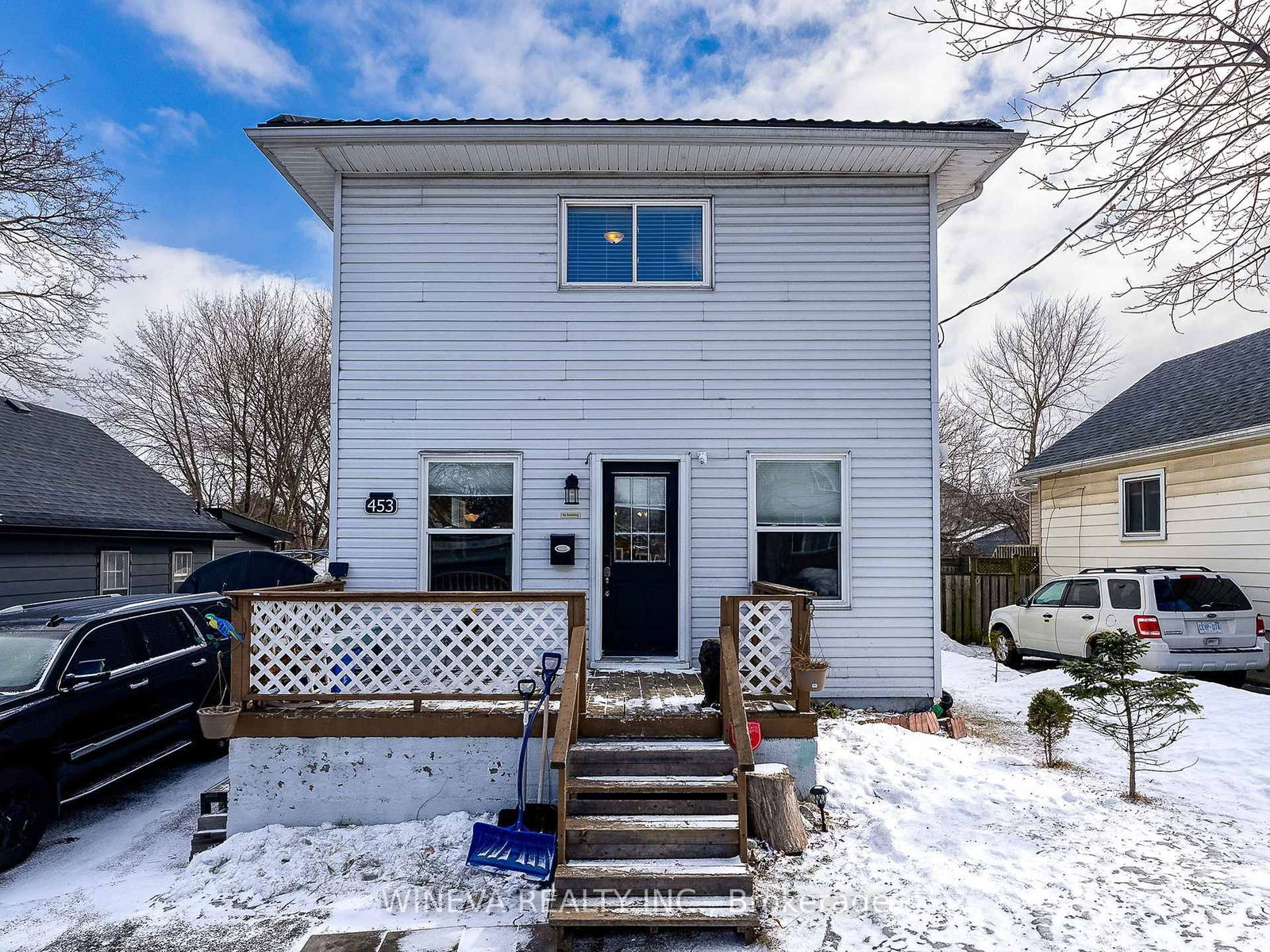 Property at 453 Montrave