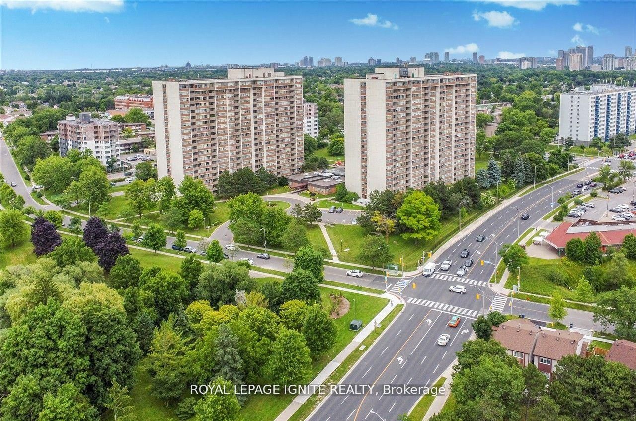 Condo for sale at 709-25 Silver Springs Boulevard, Toronto, L'Amoreaux, M1V 1M9 - MLS: E12011138