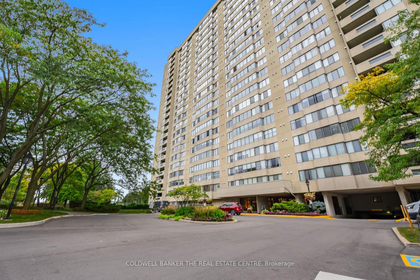 Condo for sale at 612-2350 Bridletowne Circle, Toronto, L'Amoreaux, M1W 3E6 - MLS: E12011845