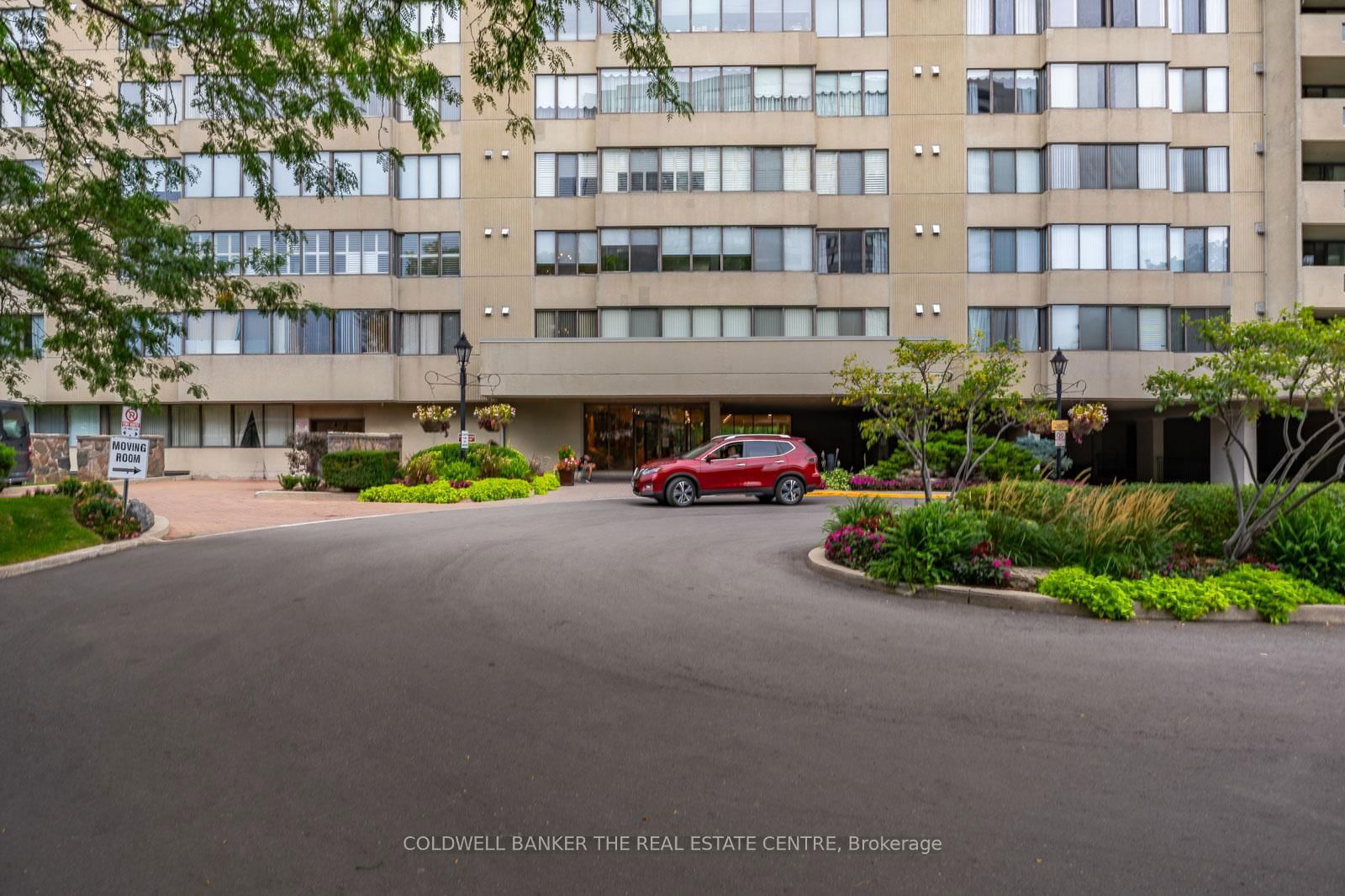 Condo for sale at 612-2350 Bridletowne Circle, Toronto, L'Amoreaux, M1W 3E6 - MLS: E12011845