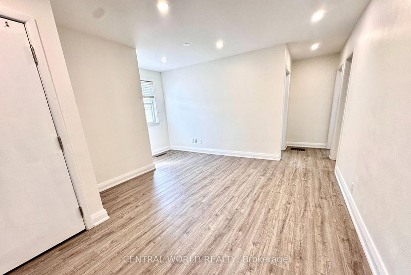 Main - 119 Earlton Rd, Toronto, M1T 2R8 | Image 3